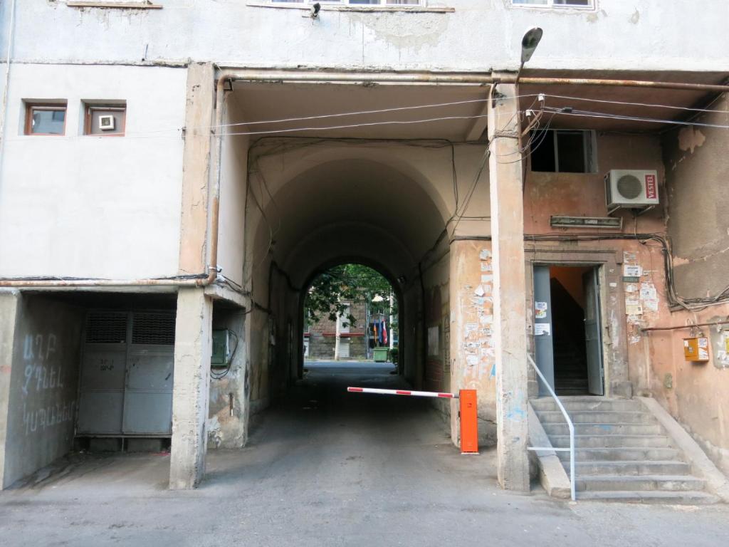 لابی و فضای عمومی RC on Sayat-Nova Avenue 18 - تصویر ۵
