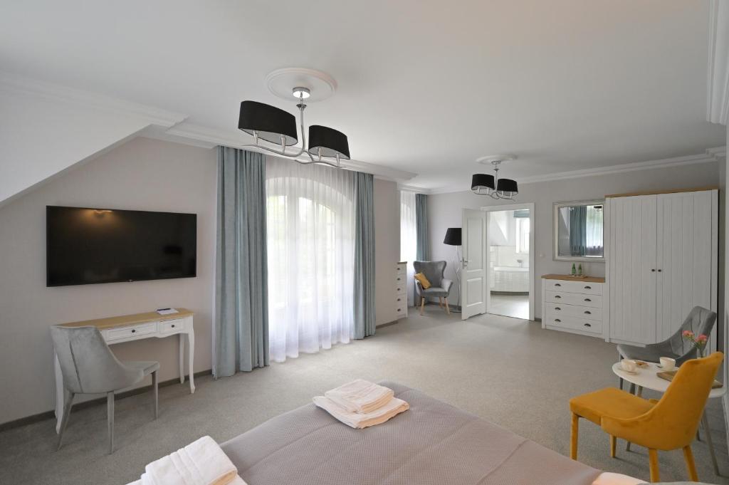 Willa pod Złotą Morwą - Deluxe Double O Twin Room Con Balcón