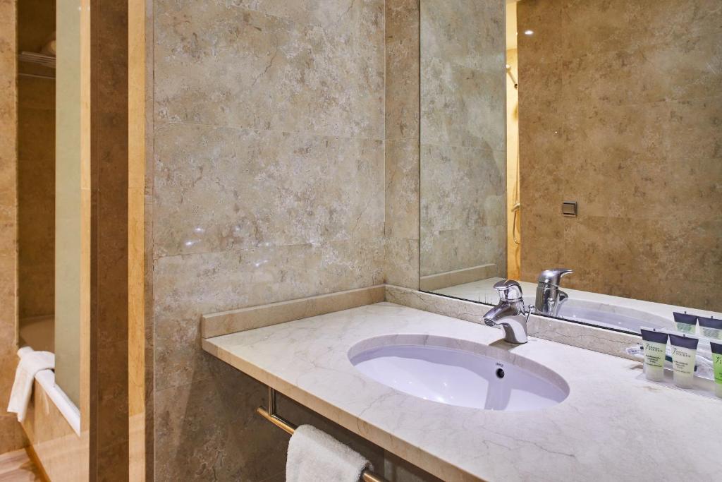 Silken Al-Andalus Palace, Seville – Updated 2023 Prices