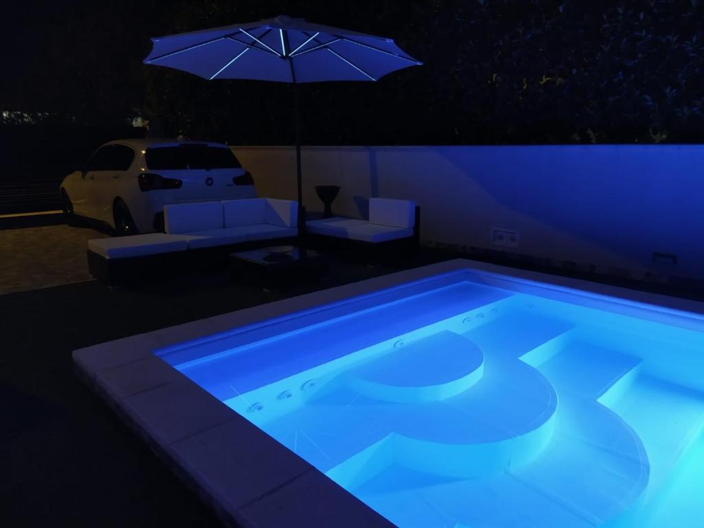 The swimming pool at or close to Villa Buenavista