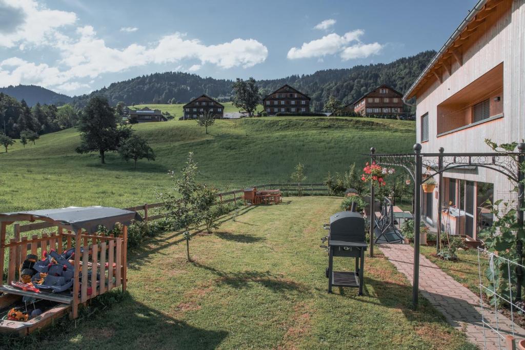 Nespecifikovaný výhled na hory nebo výhled na hory při pohledu z apartmánu