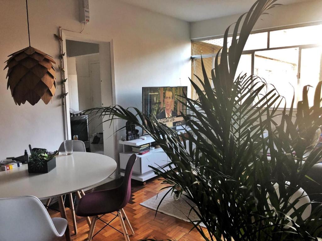  Iluminado Apartamento em Ipanema