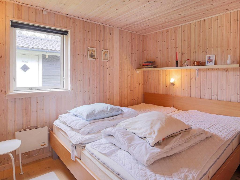 Postel nebo postele na pokoji v ubytování 6 person holiday home in Slagelse