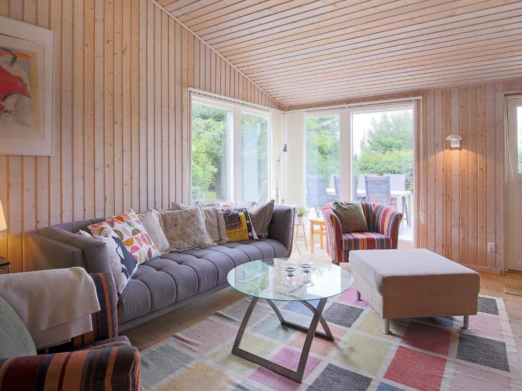 Posezení v ubytování 6 person holiday home in Slagelse
