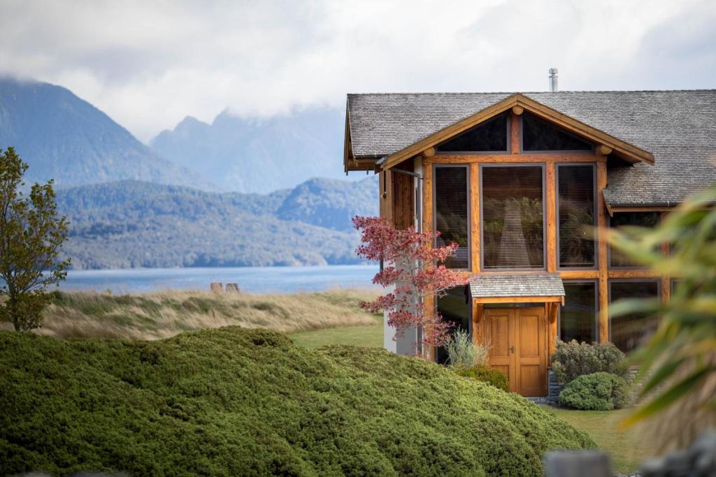 Fiordland Lodge - Resim 12