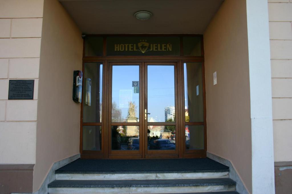 Exteriér nebo vchod ubytování Hotel Jelen