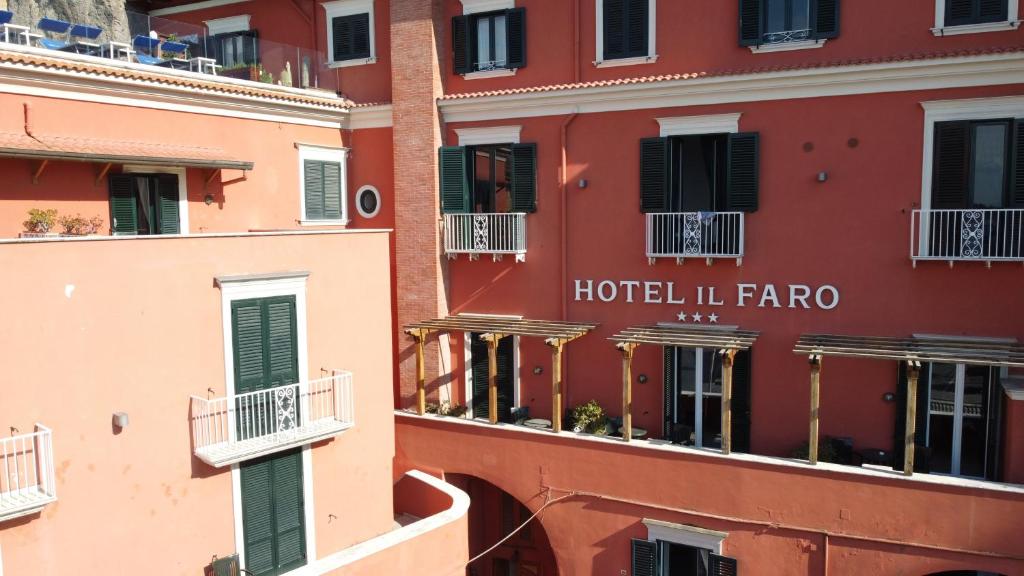 Balkón nebo terasa v ubytování Hotel Il Faro