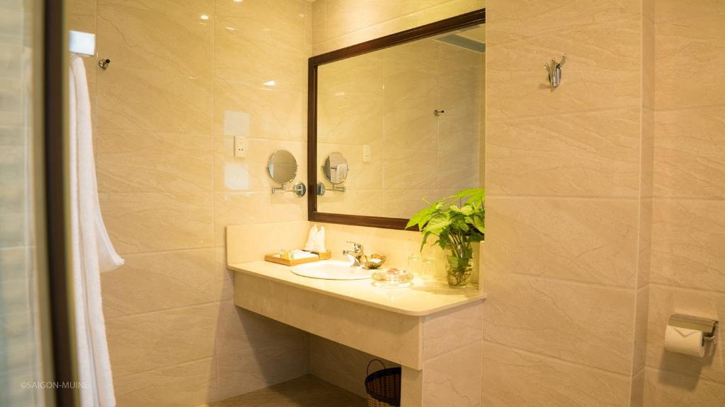 Phòng Tiêu chuẩn Giường Đôi/2 Giường Đơn bên Sườn Đồi - Ở phía bên kia Đường phố