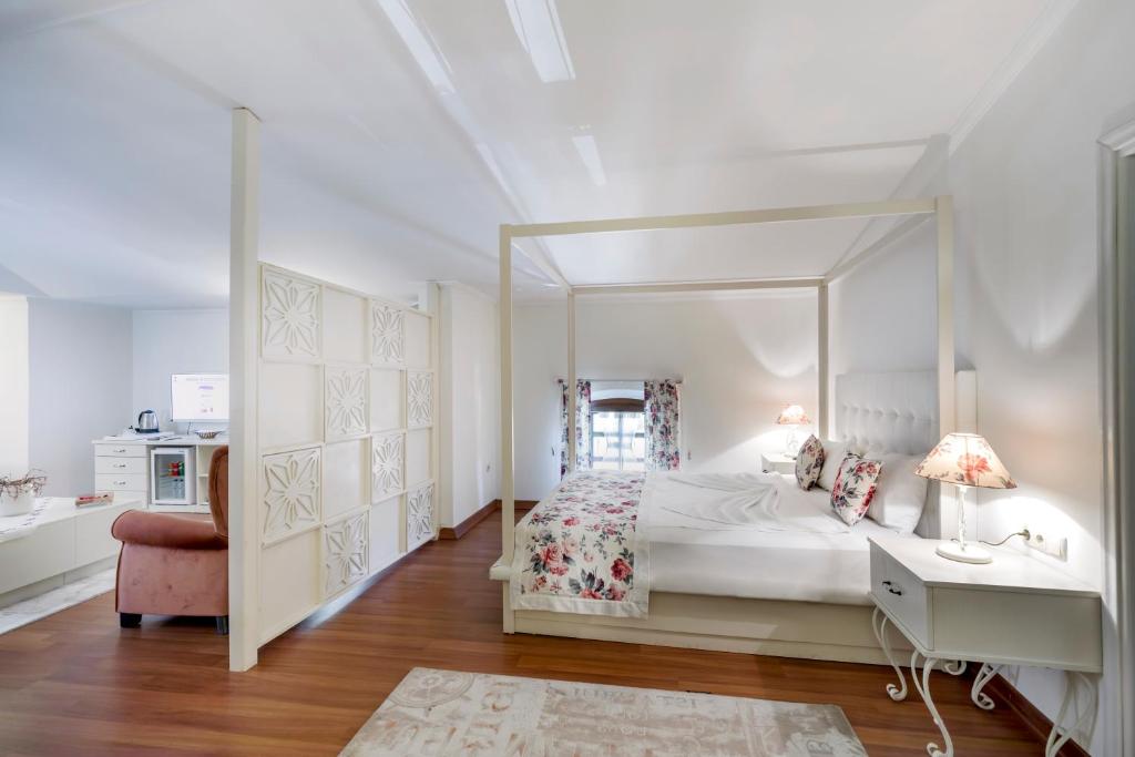 Adalya Port Hotel - 5