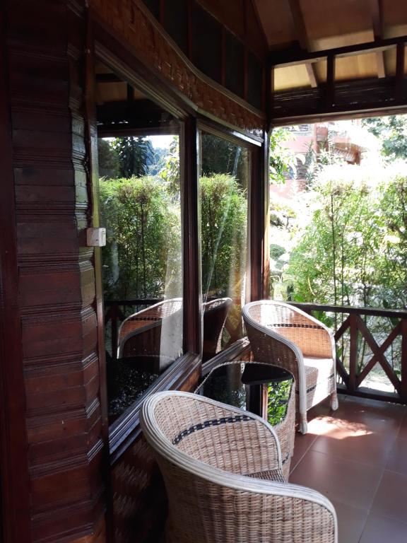 Junia Guesthouse Bukit Lawang - Bungalow De Luxe