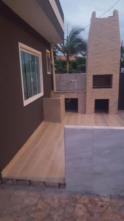  CASA INTEIRA COM PISCINA em São Francisco do Sul