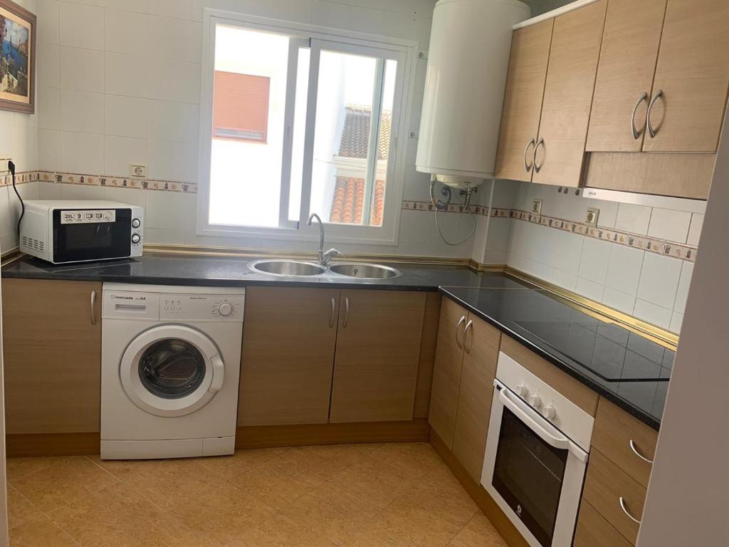 Kuchyňa alebo kuchynka v ubytovaní Apartamento en Cuevas del Becerro