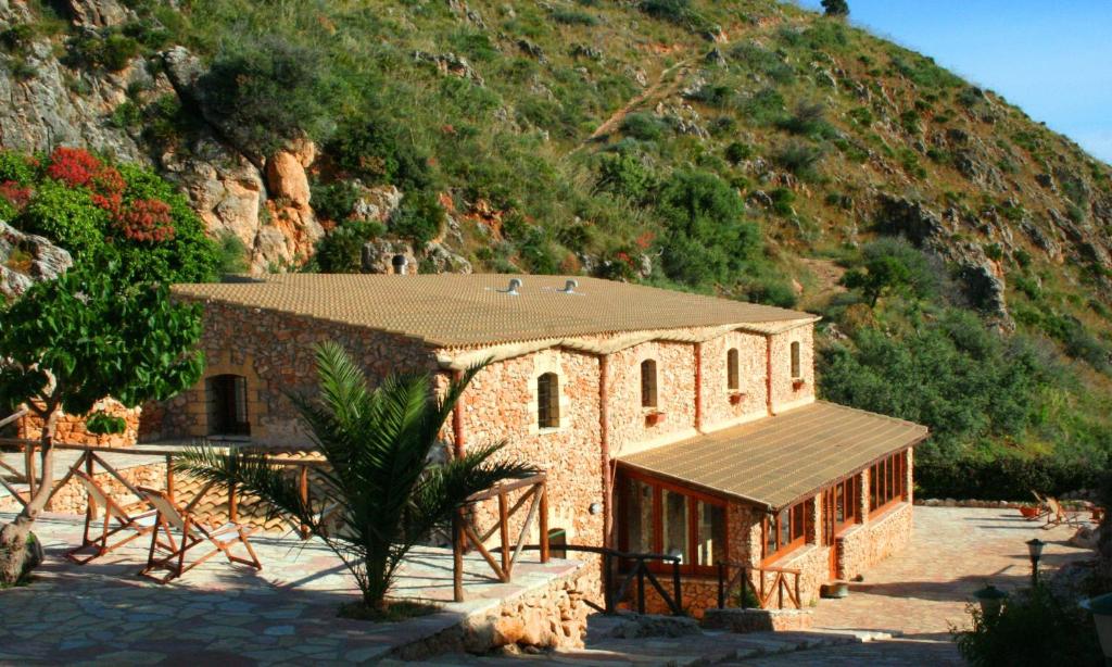 Nespecifikovaný výhled na hory nebo výhled na hory při pohledu z bed and breakfast