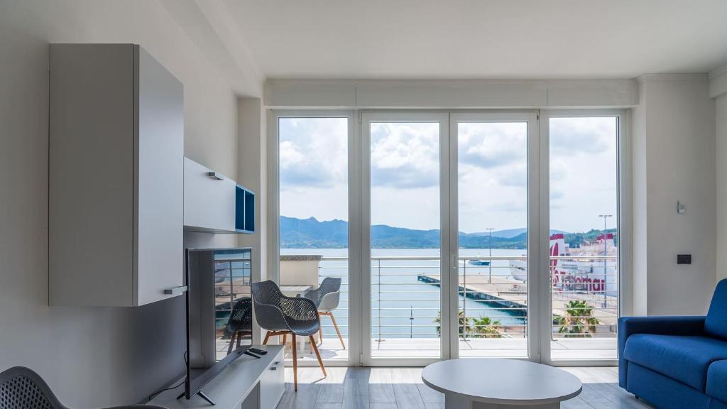 Zdjęcie z galerii obiektu Appartamento Fronte Mare Trilocale w mieście Portoferraio