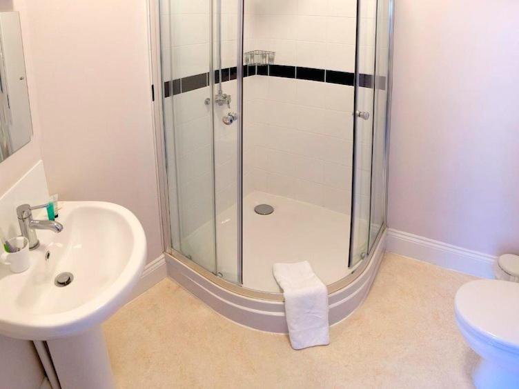 Botley Townhouse - Deluxe King Room