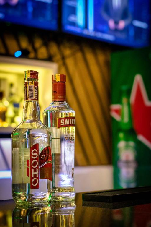 Nápoje v ubytování Lleras Green Hotel