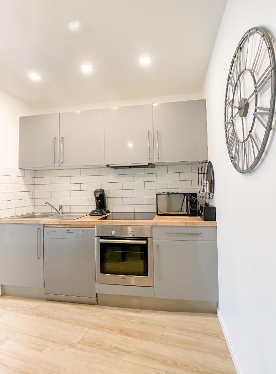 The downtown cosy apartments – photo 24