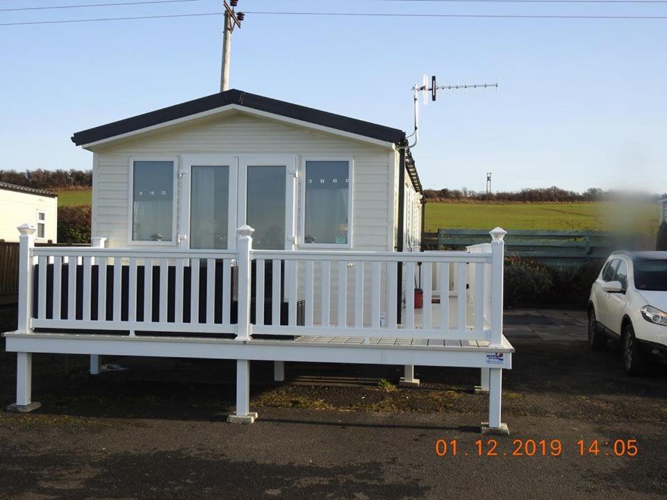 Luxury Caravan Hire Turnberry with Sea Views