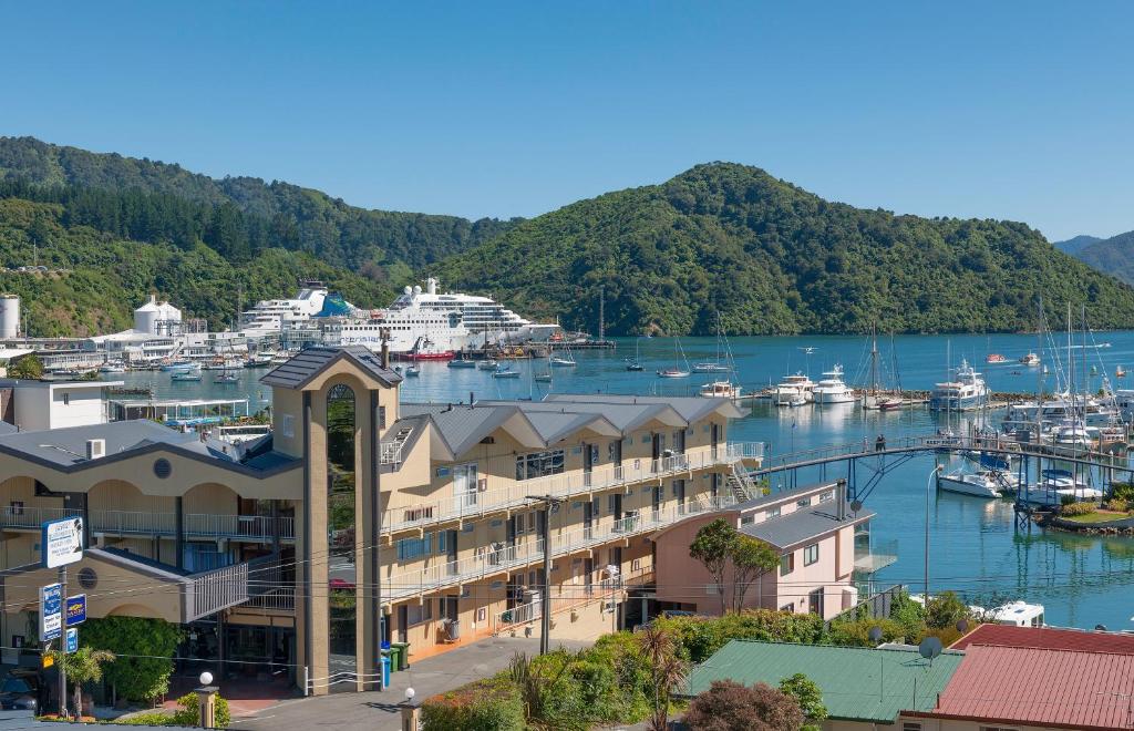a view of a marina with boats in the water at Beachcomber Inn Picton in Picton