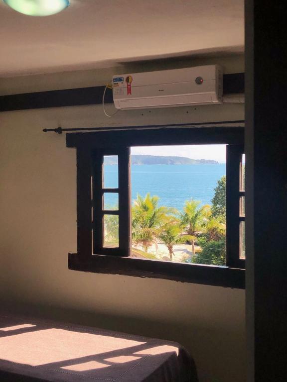  Apartamento Frente Mar com 02 suítes