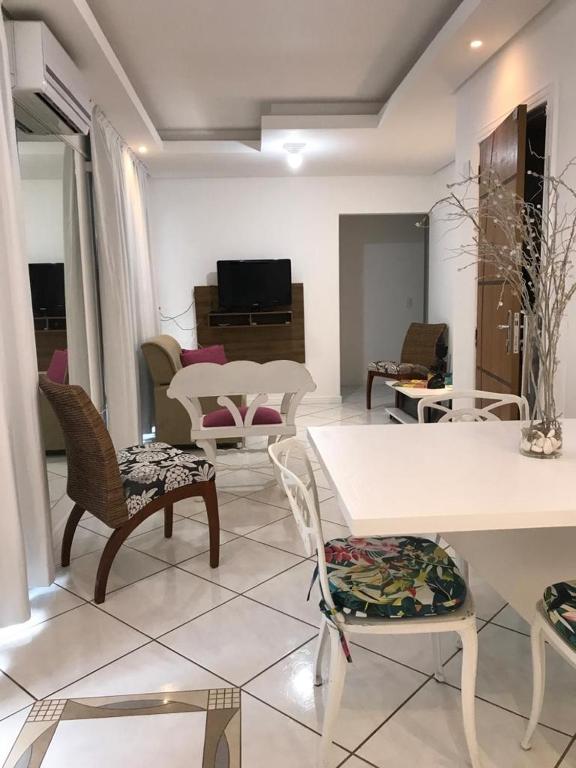  Apartamento no Edificio Neuza