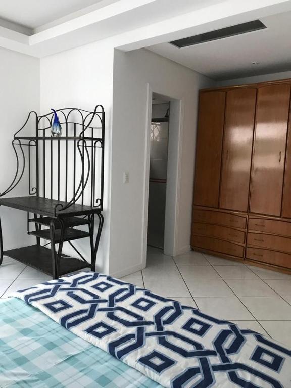  Apartamento no Edificio Neuza