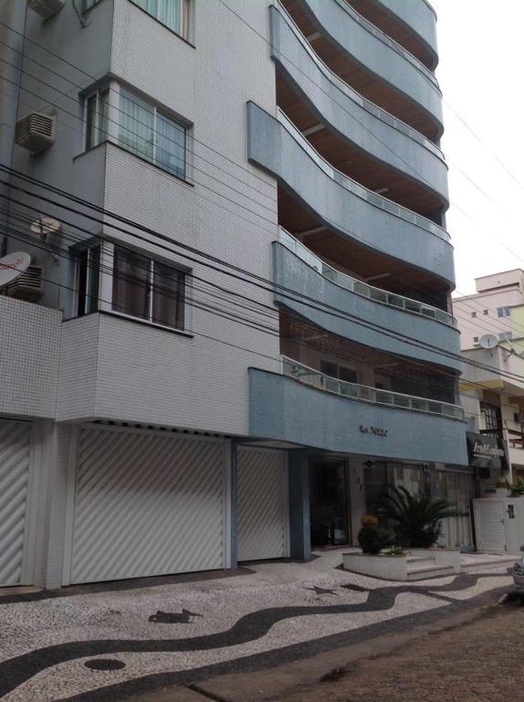  Apartamento no Edificio Neuza