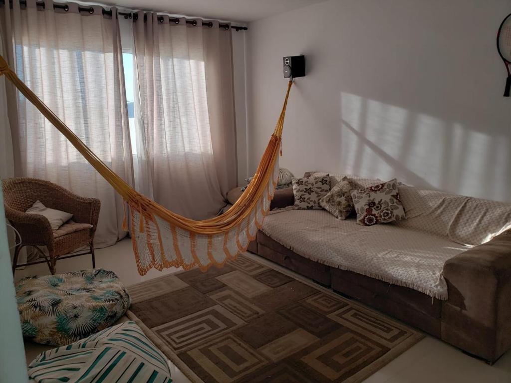  Casa em Condomínio Fechado