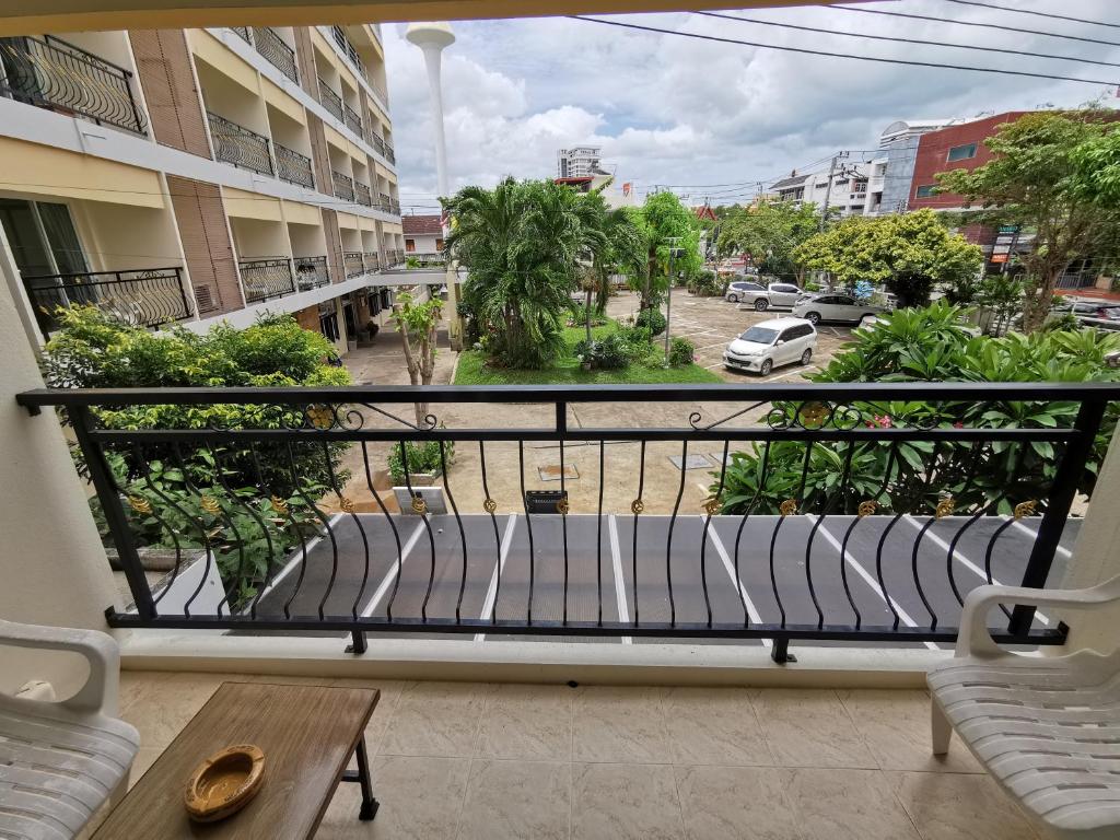 Balkón nebo terasa v ubytování Subhamitra Hotel Hua Hin-SHA Certified