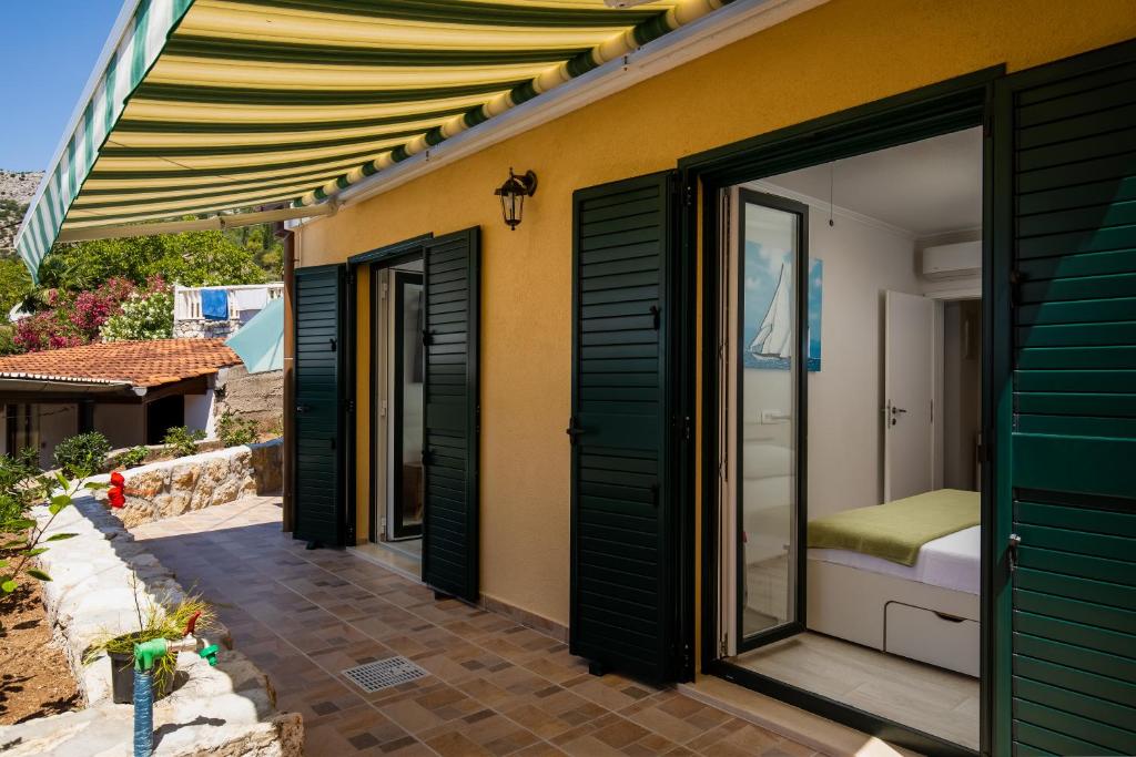 Budova, kde se apartmán nachází