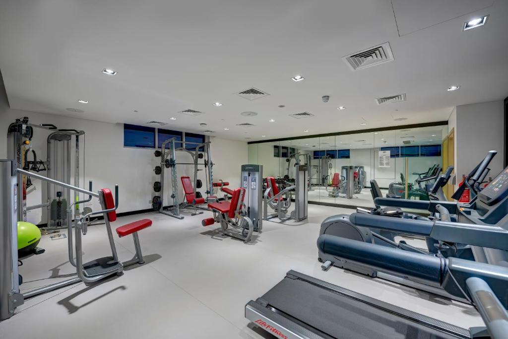 Fitness centrum a/nebo fitness zařízení v ubytování URBAN Al Khoory Hotel