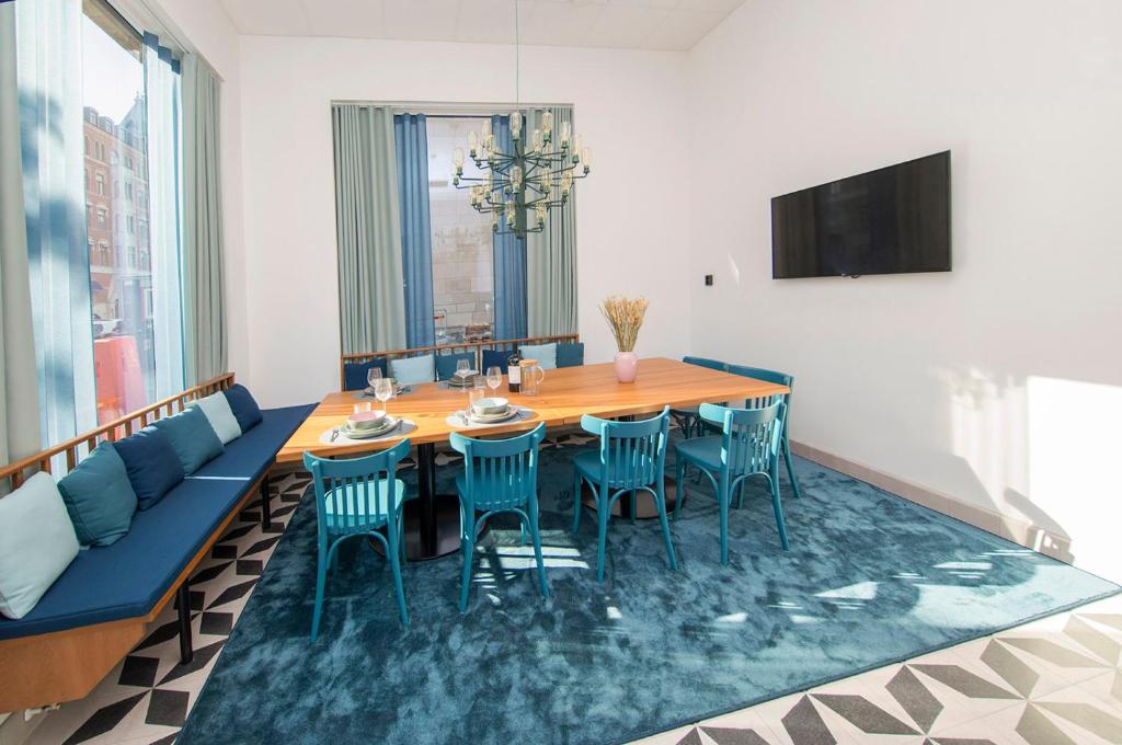 TV a/nebo společenská místnost v ubytování Staykvick Boutique Hostel