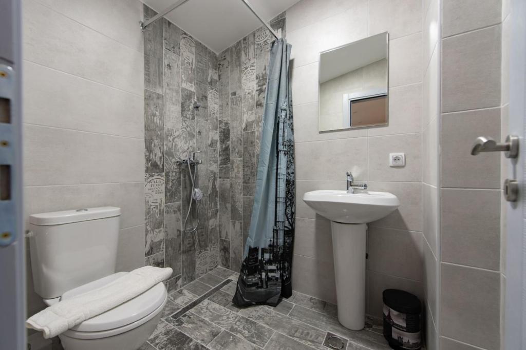 Studio Apartments Bulevar - One-Bedroom Apartment