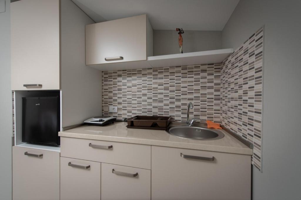 Studio Apartments Bulevar - One-Bedroom Apartment