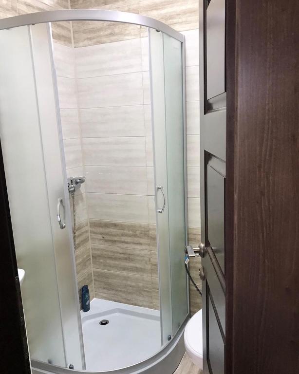 Gray Hotel - Drievoudige Kamer Met Douche