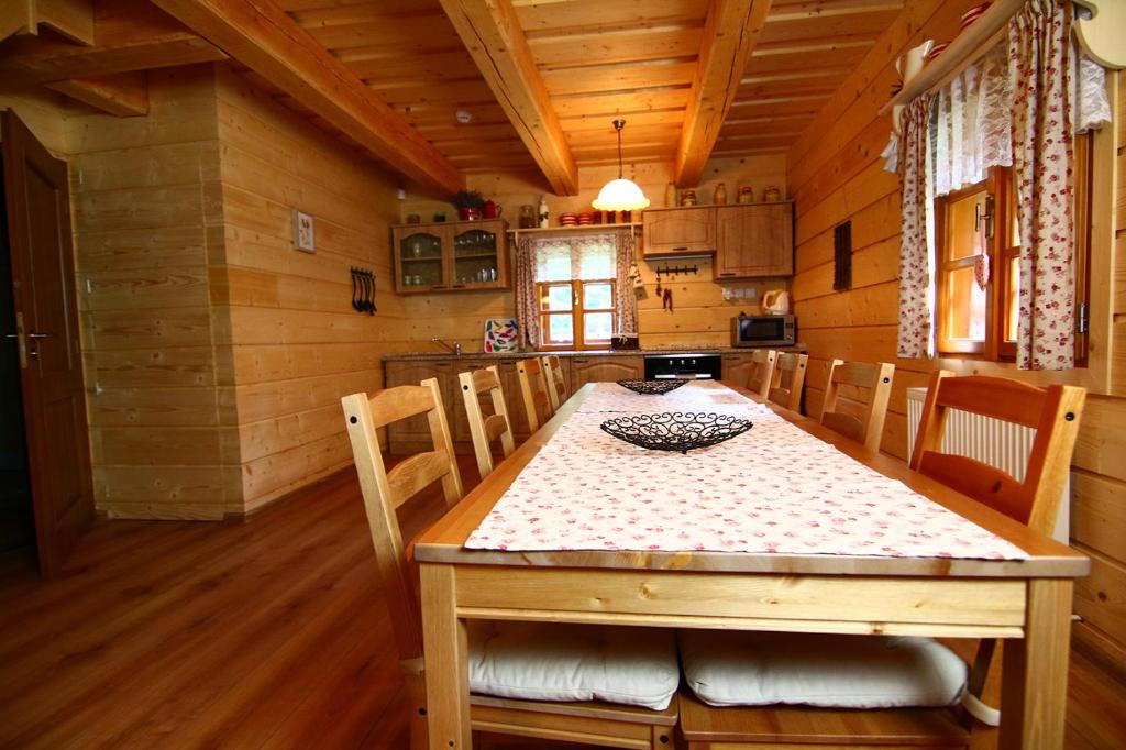Jazierce - Three-Bedroom Cottage