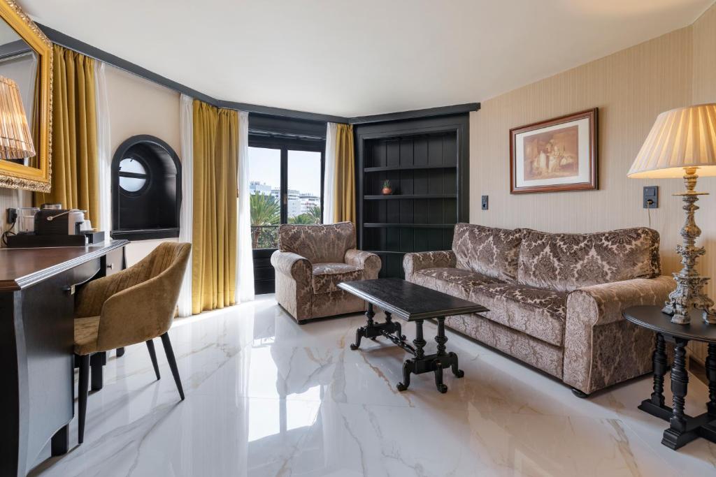 Santa Catalina, a Royal Hideaway Hotel - 