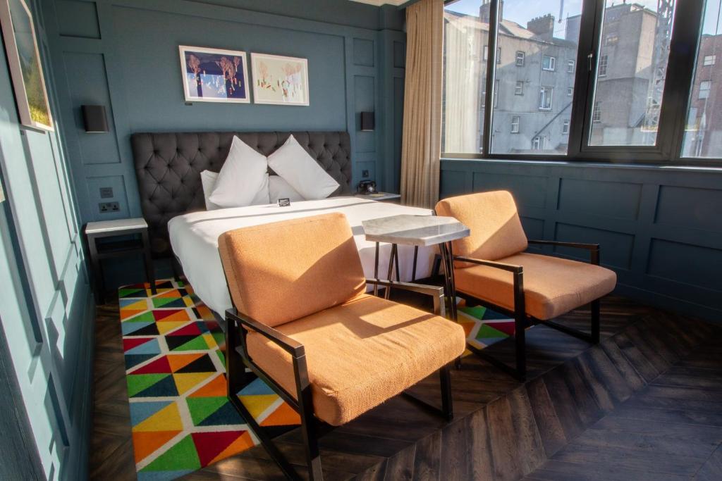 The Dean Dublin - Resim 15