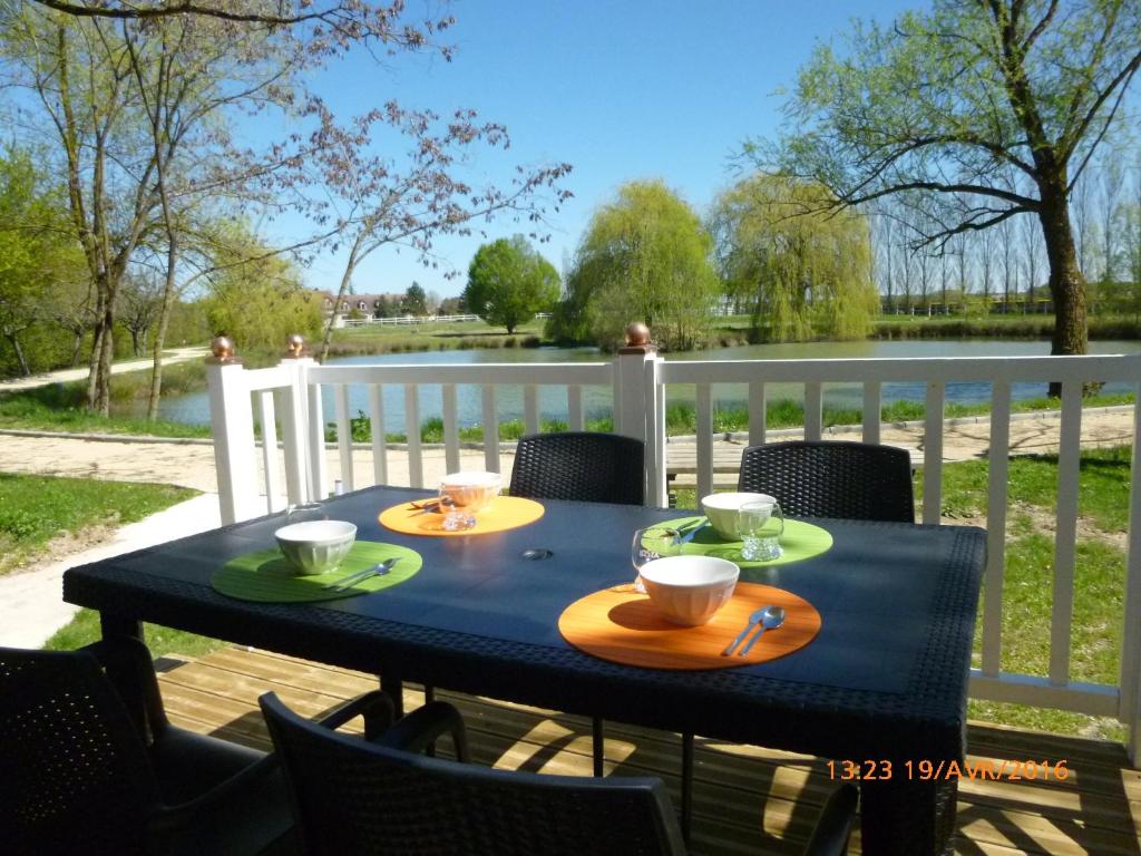 Camping Au Clos de Beaulieu - Bungalow Standard