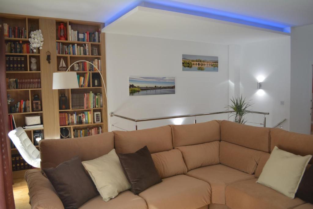 Apartamento Turístico Casa Museo Parking y Cargador - 2