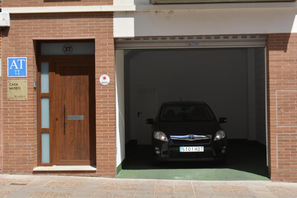 Apartamento Turístico Casa Museo Parking y Cargador - 3