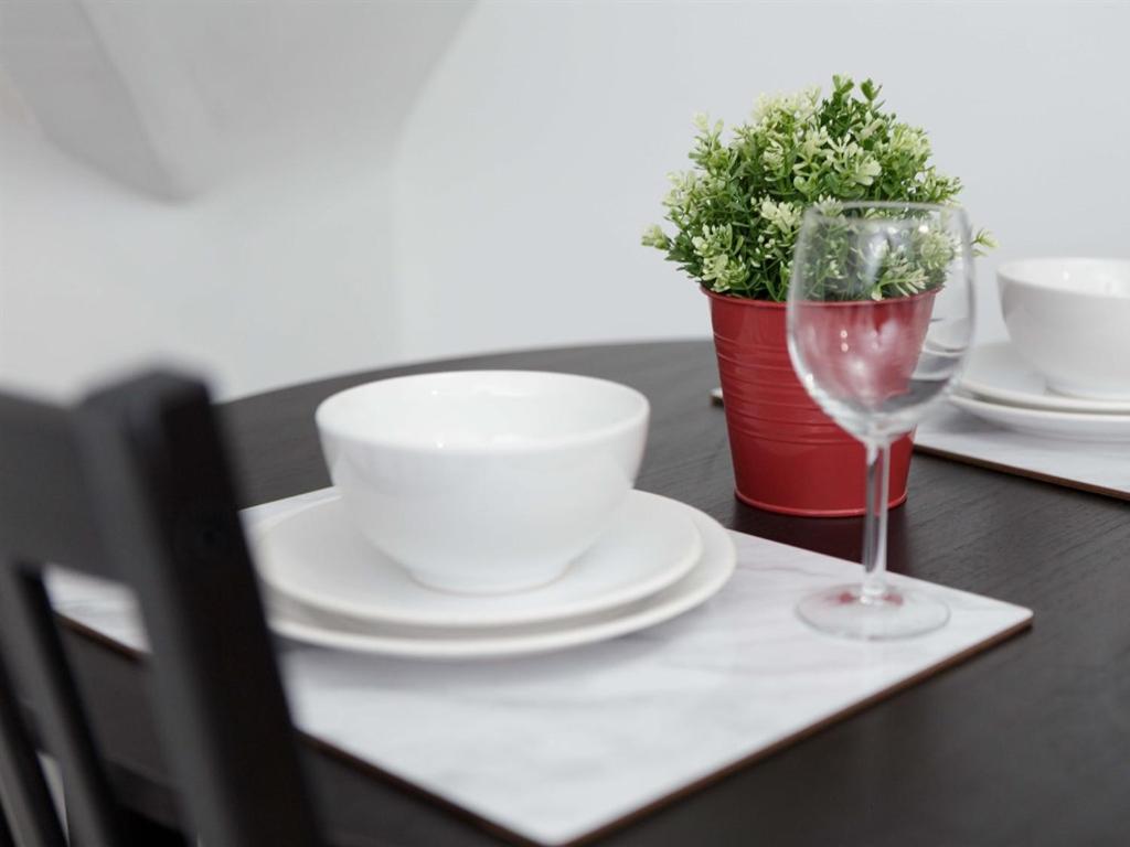 Live in Leeds Grange Apartments - Two-Bedroom Apartment