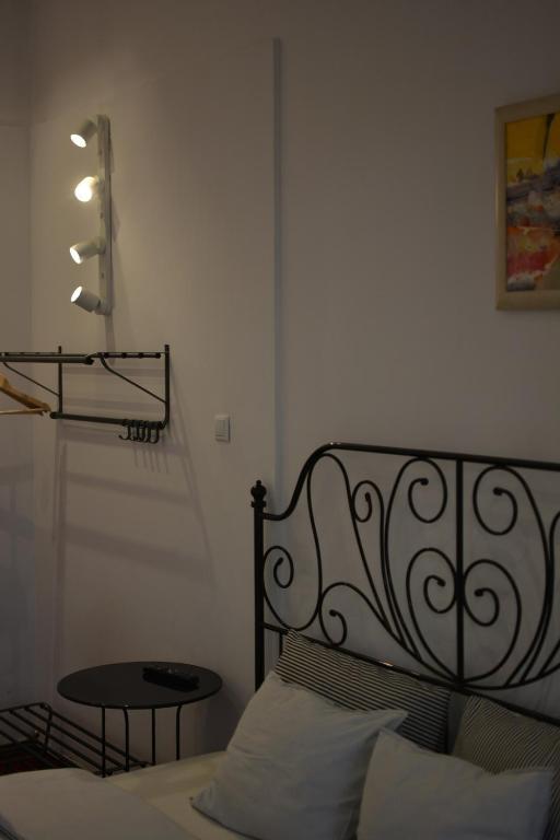 CASA ADO - Double Room With Private Bathroom