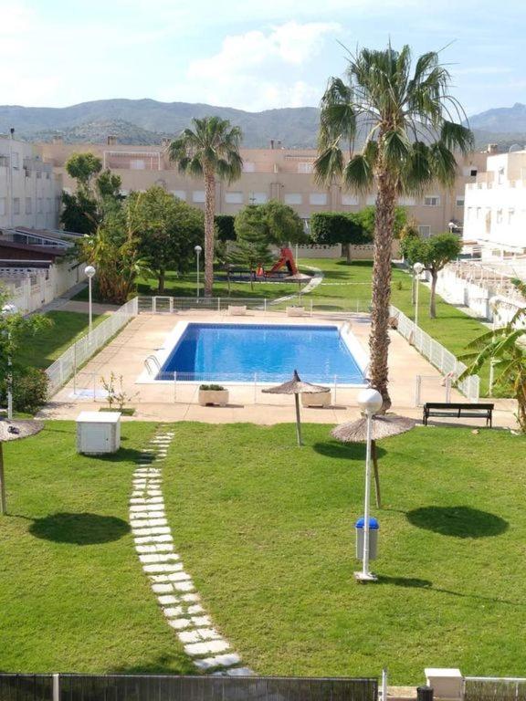 Happy Holiday Home! 2 pools - Walk to Town & Beach, El ...