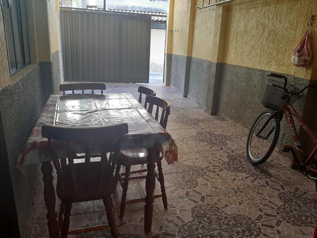  Casa EXCELENTE para temporada!