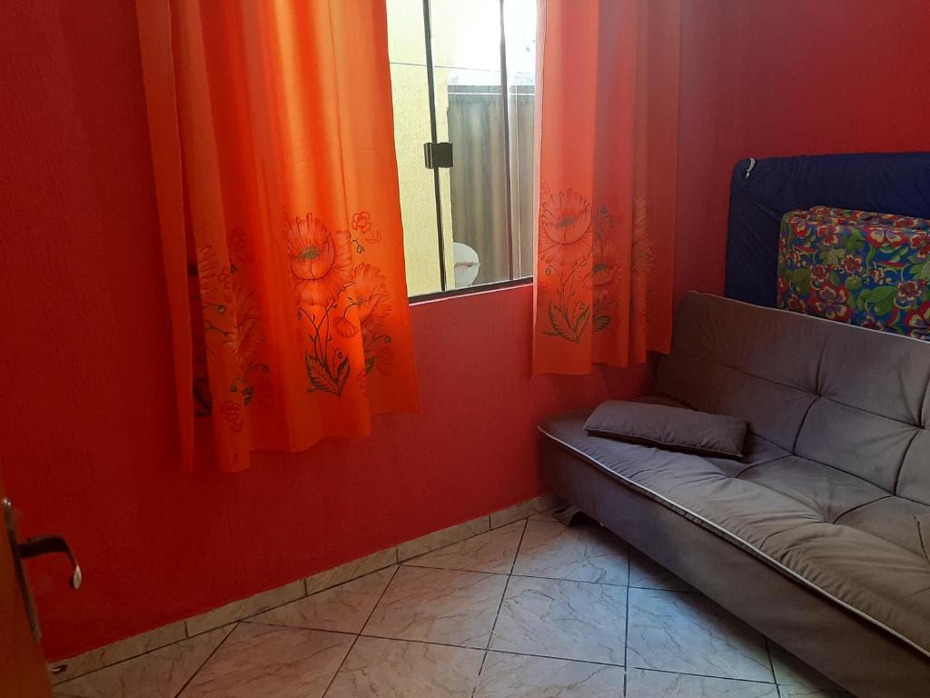  Casa EXCELENTE para temporada!