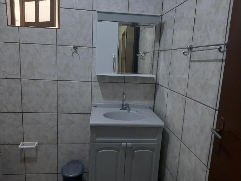  Casa EXCELENTE para temporada!