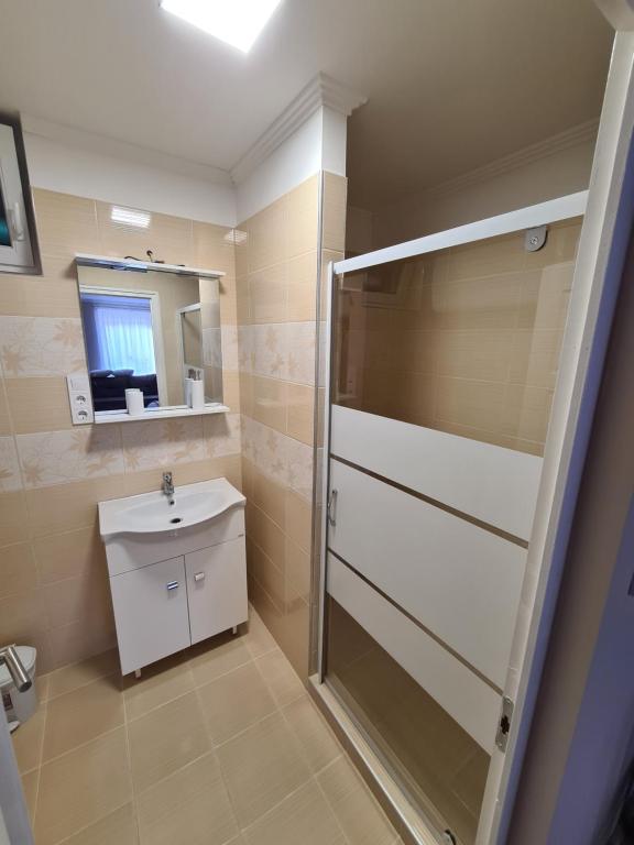 Napfény Apartman 6900 Makó, 4 Kálvária utca kép - 1
