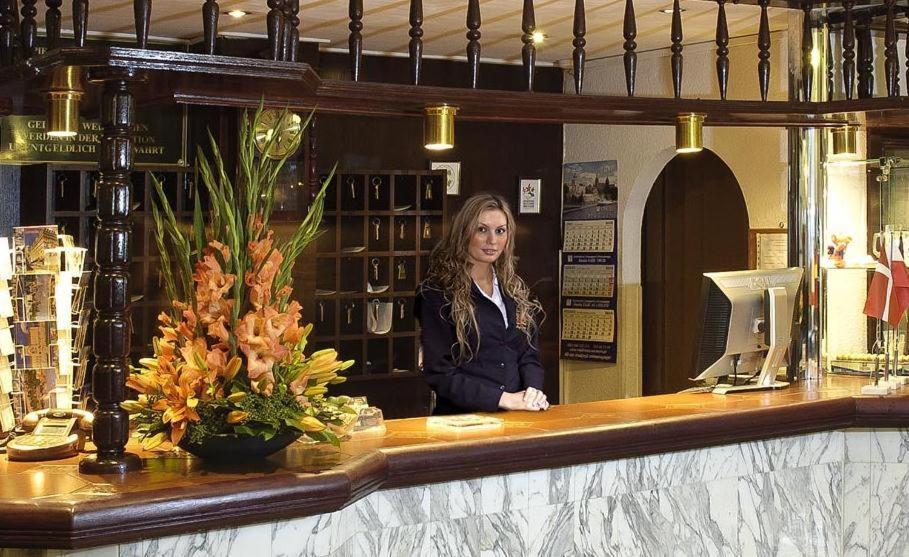 Hotel Victoria - Resim 10