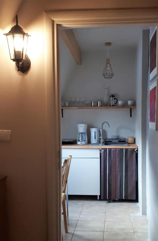 Kuchyňa alebo kuchynka v ubytovaní Pokoje Gościnne Thank You Life, Apartament 2 Forest For Rest